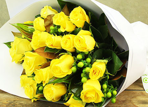 Bouquet yellow roses